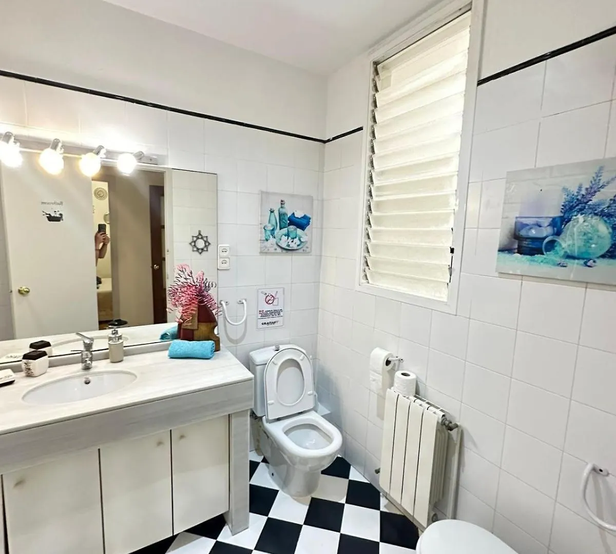 Rooms Aribau Barselona İspanya